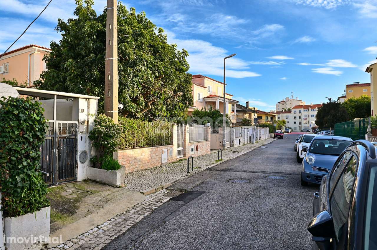 Moradia T3 Com anexos em Villa, Jardim - Lombos Sul - Carcavelos - Grande imagem: 5/31