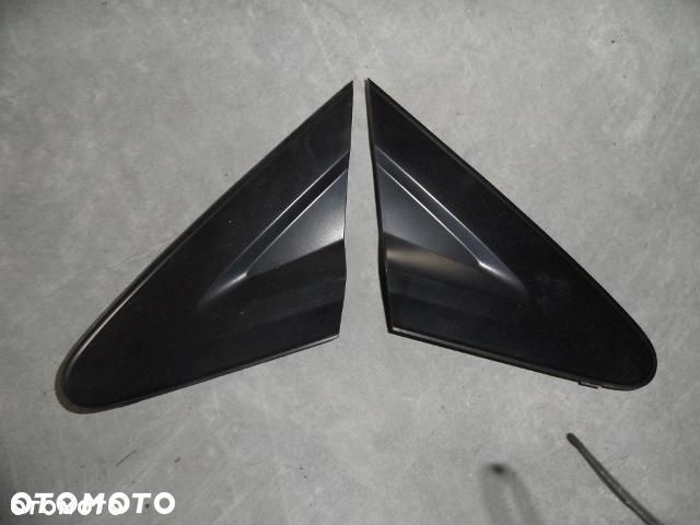 HONDA CIVIC VIII ZASLEPKA TRÓJKĄTNA