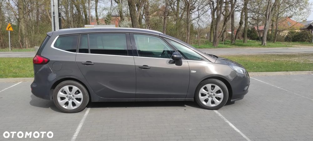 Opel Zafira - 2