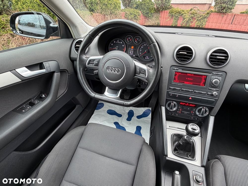 Audi A3 Sportback 1.4 TFSI S line Sportpaket - 20