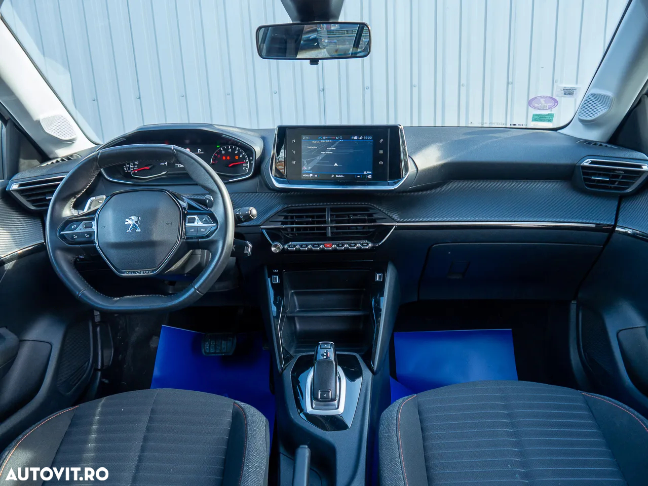 Peugeot 208 PureTech 100 EAT8 Allure - 33
