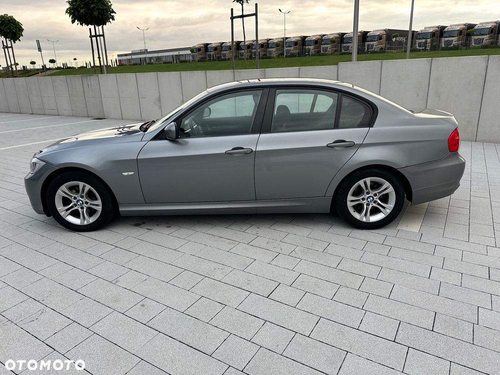 BMW Seria 3 320d DPF - 3