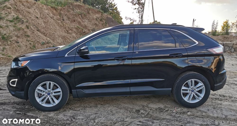Ford Edge - 8
