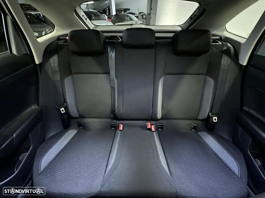 VW Taigo 1.0 TSI Urban DSG - 30