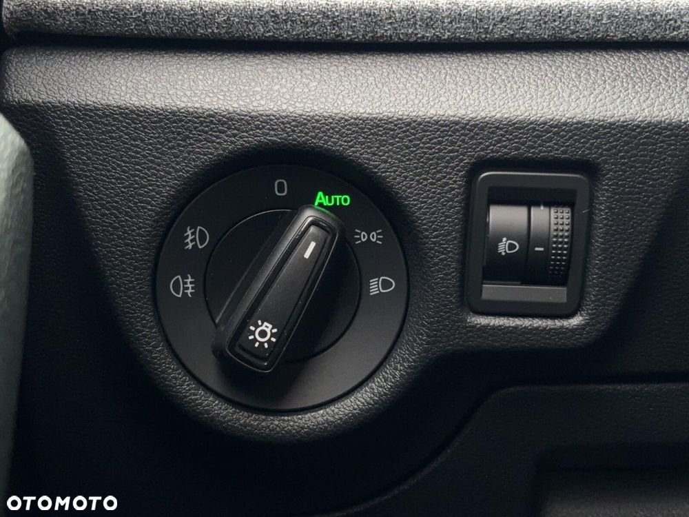 Skoda Kamiq 1.0 TSI Ambition DSG - 17