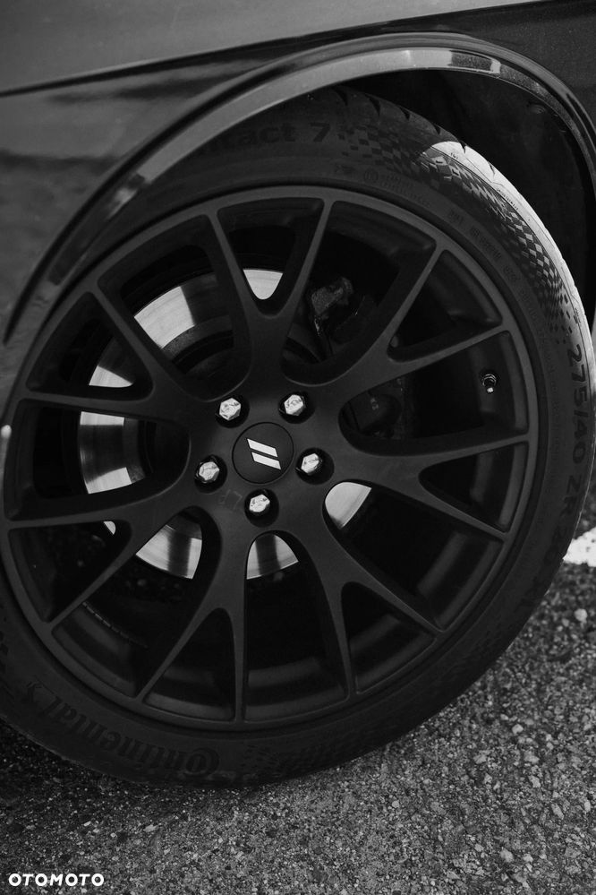 Dodge Challenger - 5