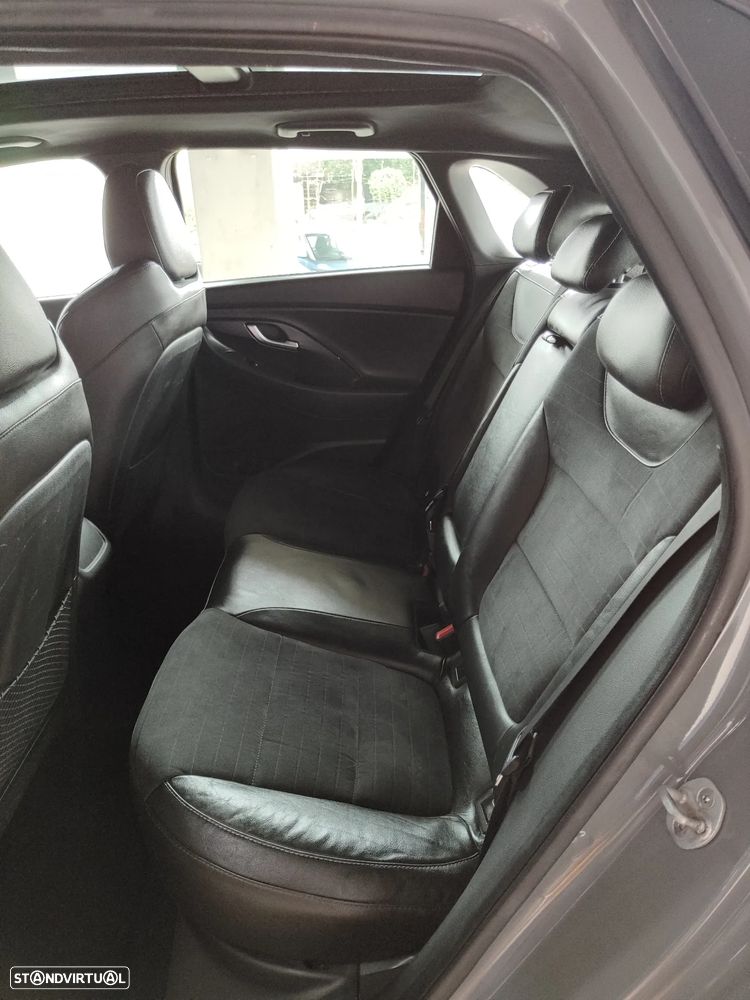 Hyundai i30 2.0 T-GDI N Performance - 14