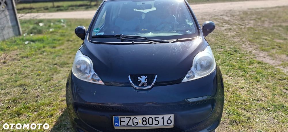 Peugeot 107 1.0 Trendy - 1