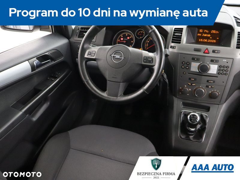 Opel Zafira - 9