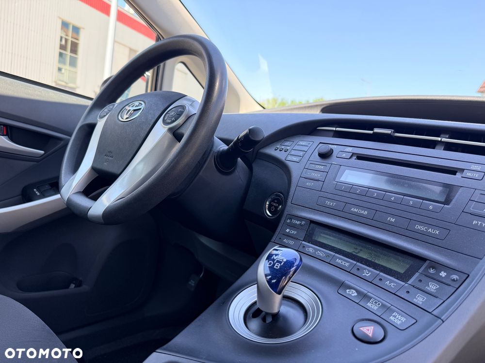 Toyota Prius - 26