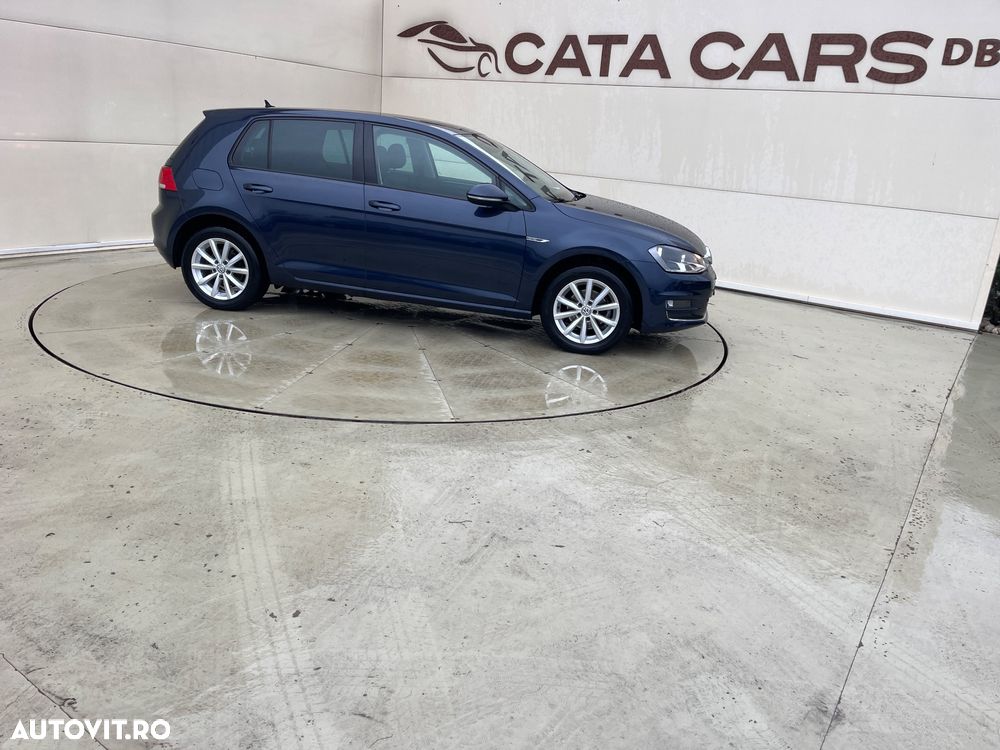 Volkswagen Golf 1.2 TSI BMT Comfortline - 18