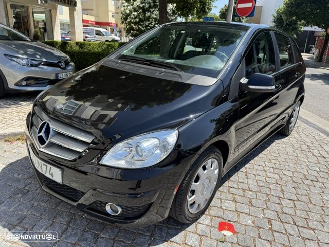 Mercedes-Benz B 180 CDI Autotronic - 1