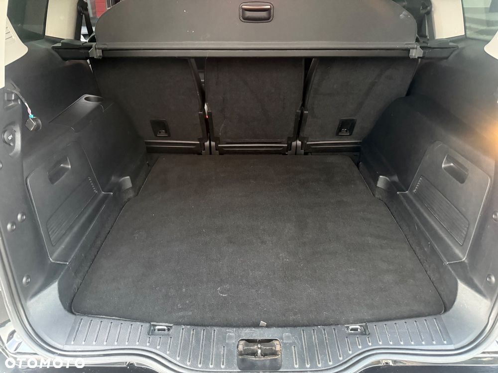 Ford S-Max - 33