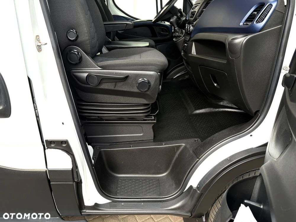 Iveco Daily L4H2 Bliźniaki HI-MATIC - 37