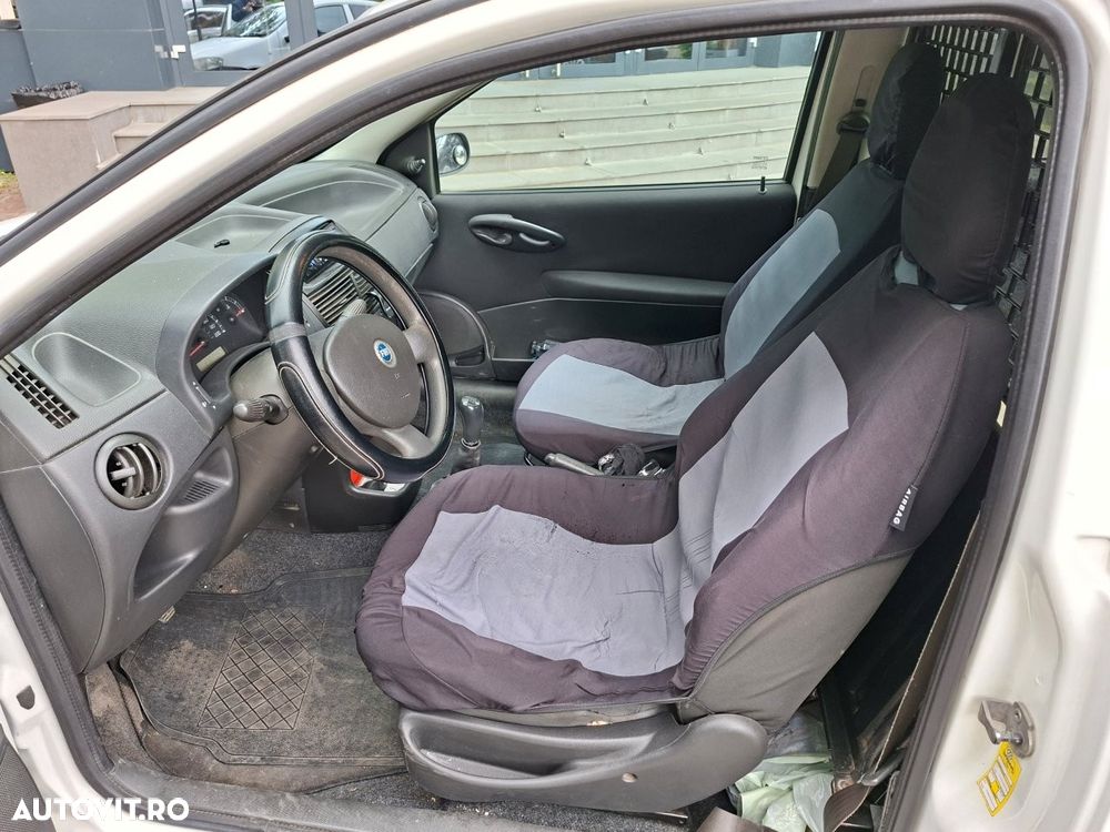 Fiat PUNTO VAN - 12