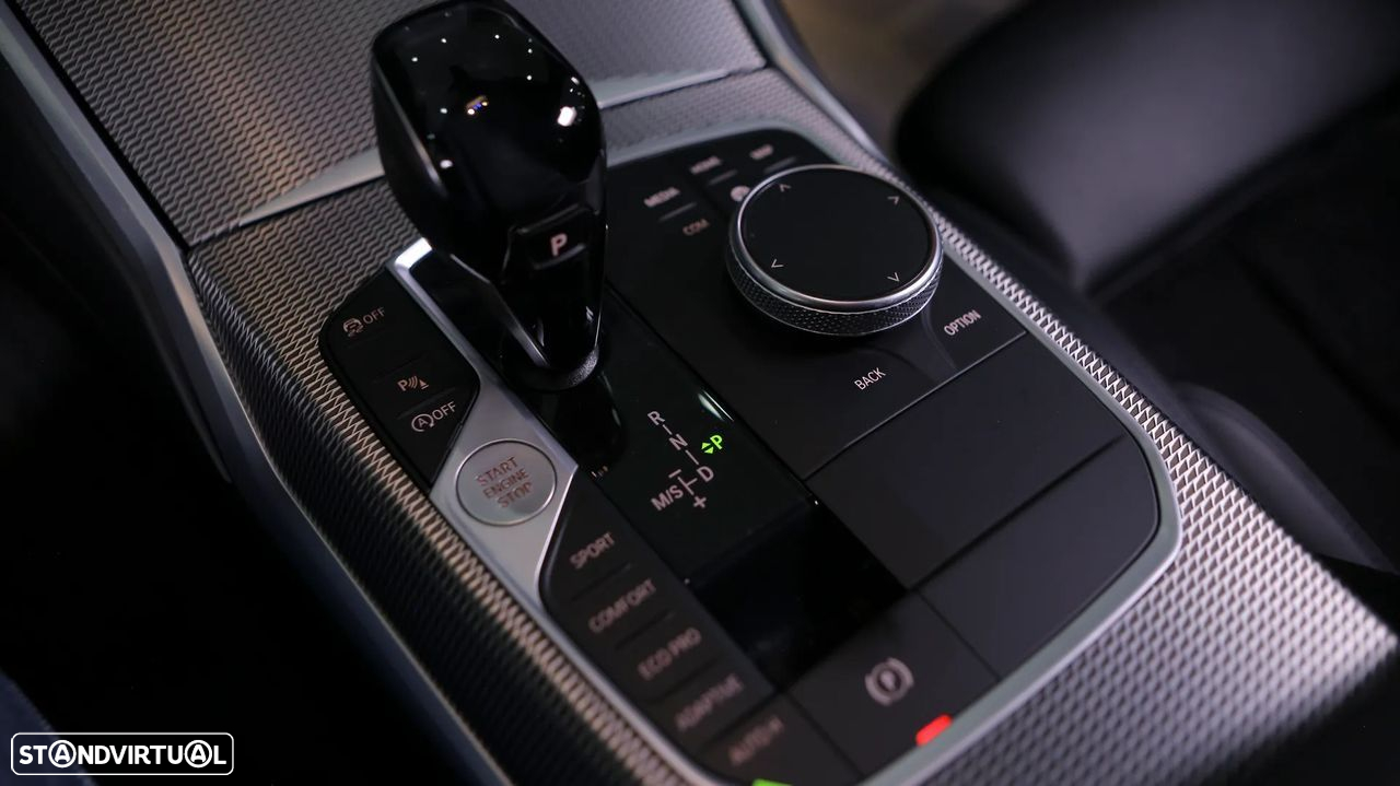 BMW 320 d Touring xDrive Pack M Auto - 12