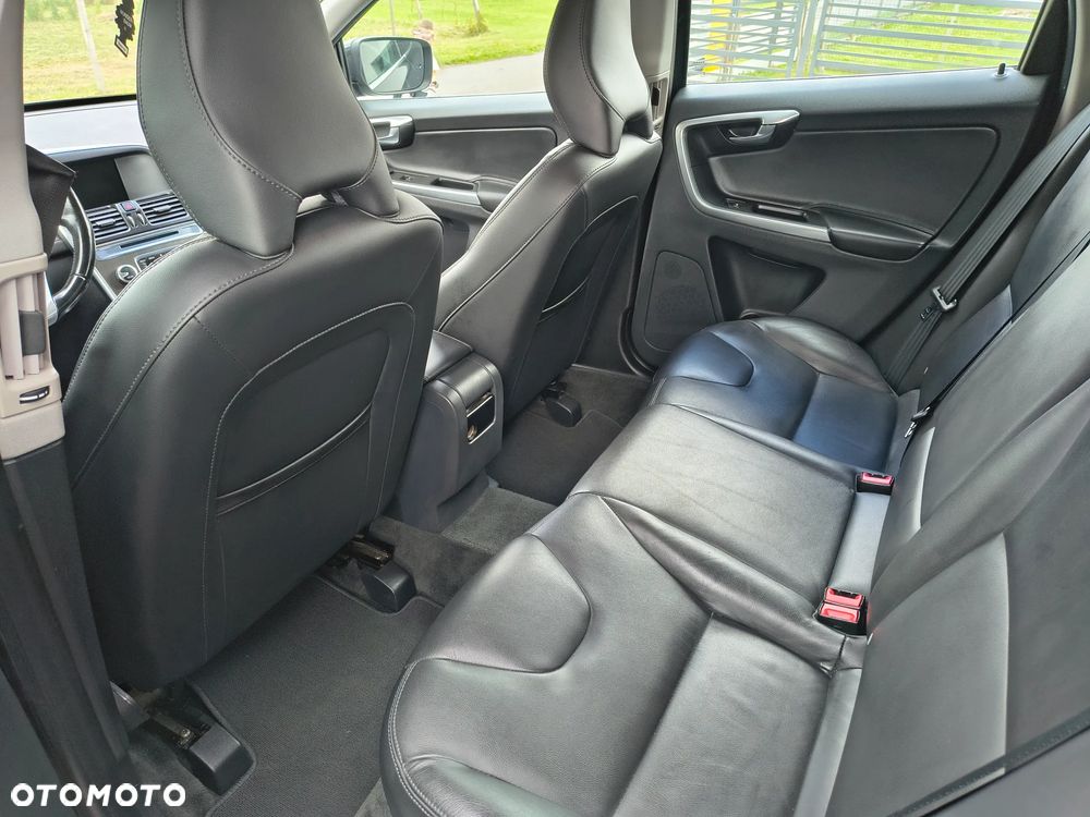 Volvo XC 60 D4 Summum - 21