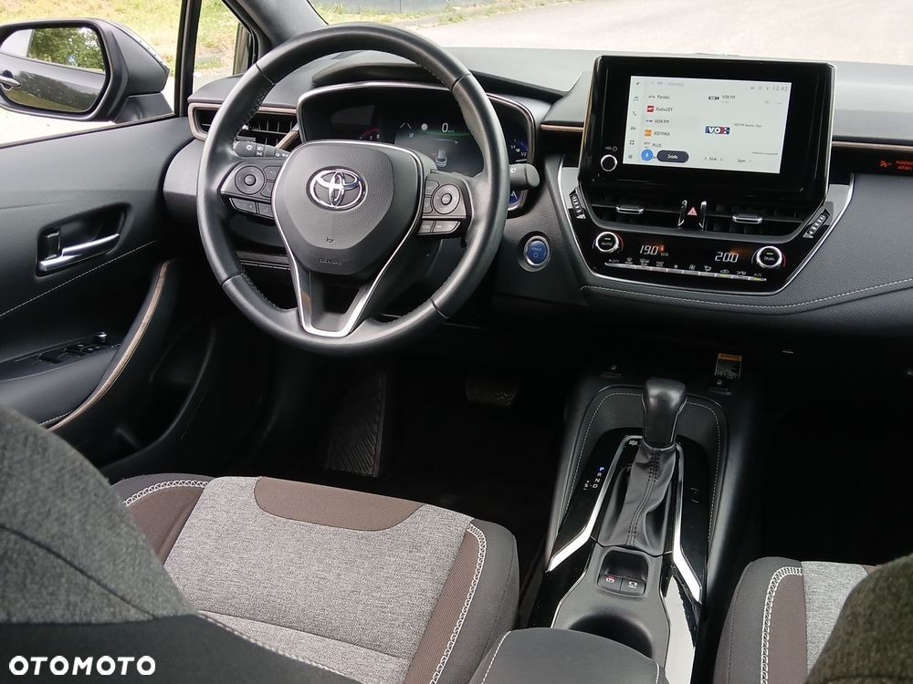 Toyota Corolla 2.0 Hybrid Trek - 21