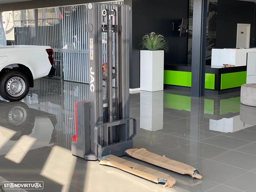 JAC CDD15 Stacker Elétrico - 2
