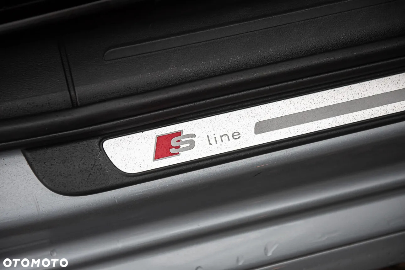 Audi A4 2.0 TFSI Quattro Line S tronic - 33