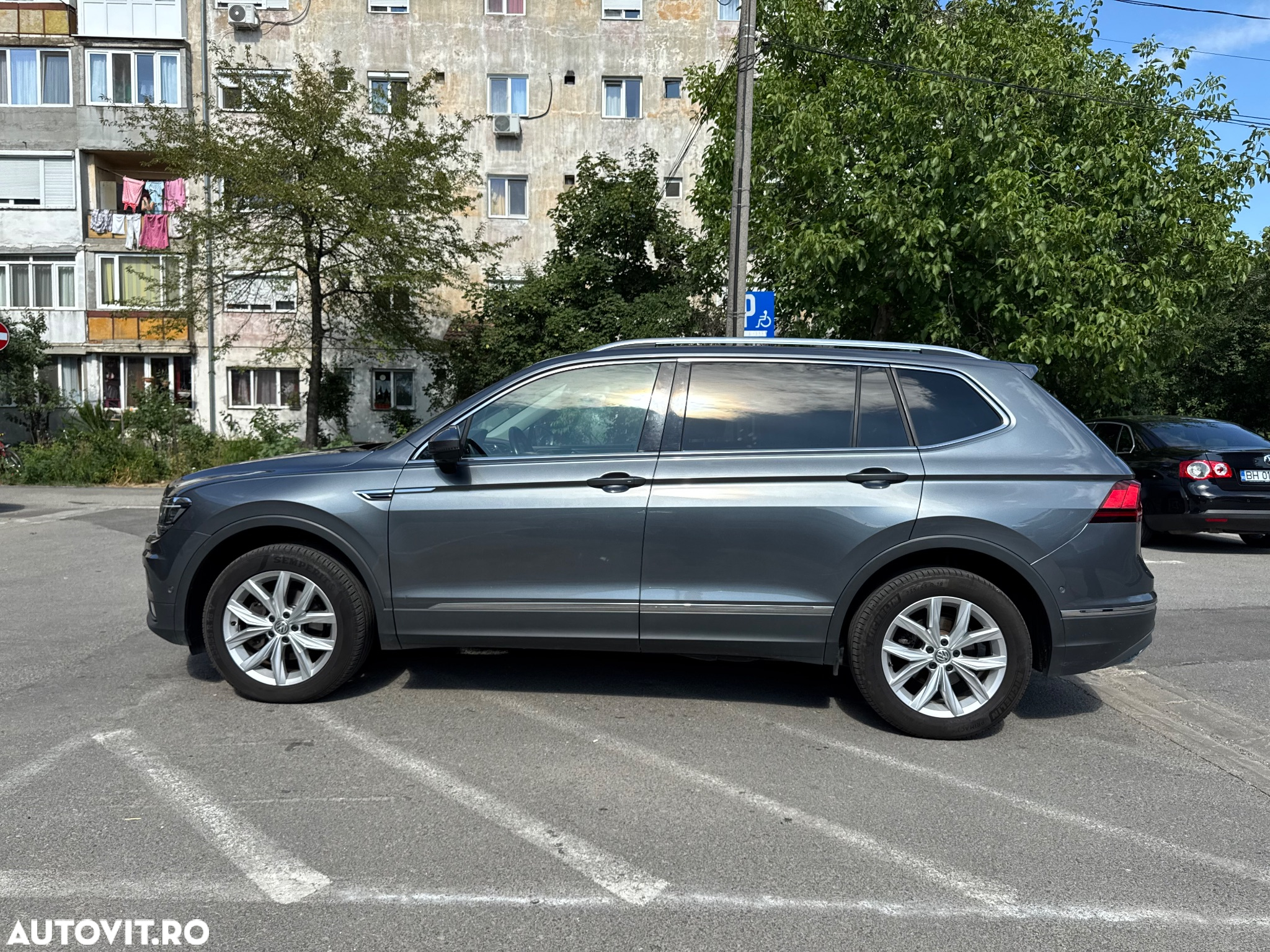 Volkswagen Tiguan Allspace 2.0 TDI SCR 4Motion DSG Highline - 6