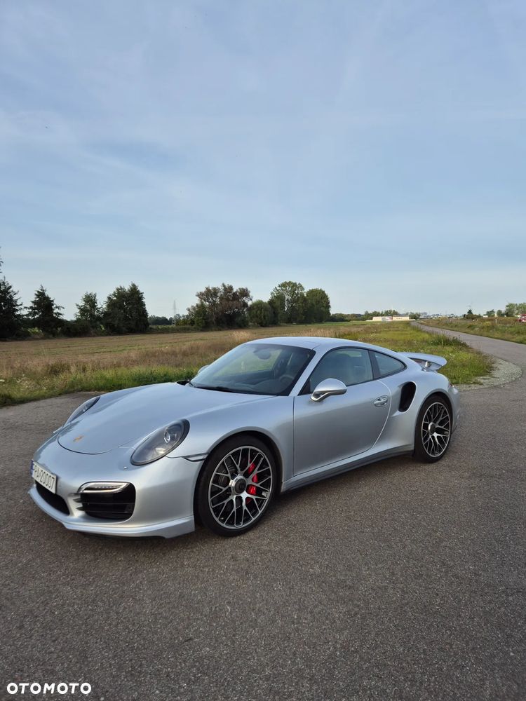 Porsche 911 Turbo - 3