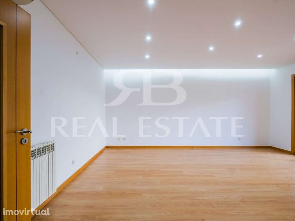 T3 com 150m2 + 2 VARANDAS + VISTA + ESTACIONAMENTO - Colinas do Cru... - Grande imagem: 3/34