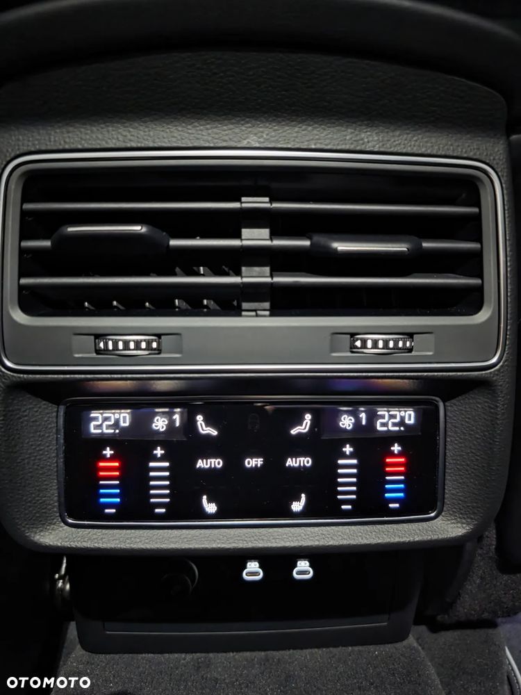 Audi Q8 SUV TFSI quattro 250 kW tiptronic - 20
