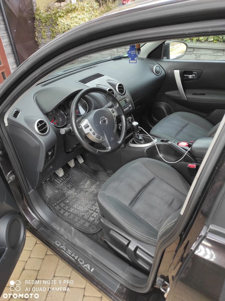 Nissan Qashqai 2.0 dCi DPF acenta - 5