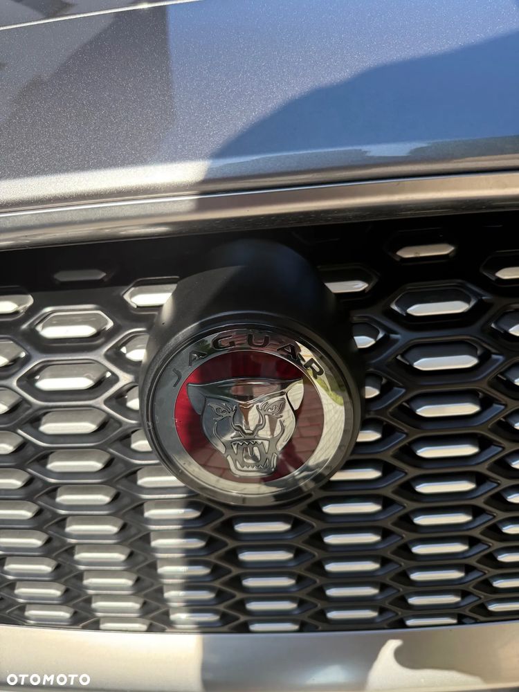 Jaguar I-Pace EV400 AWD HSE - 8