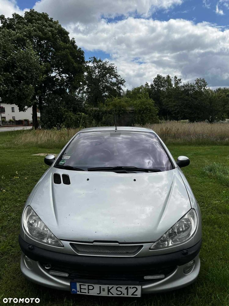 Peugeot 206 CC - 1