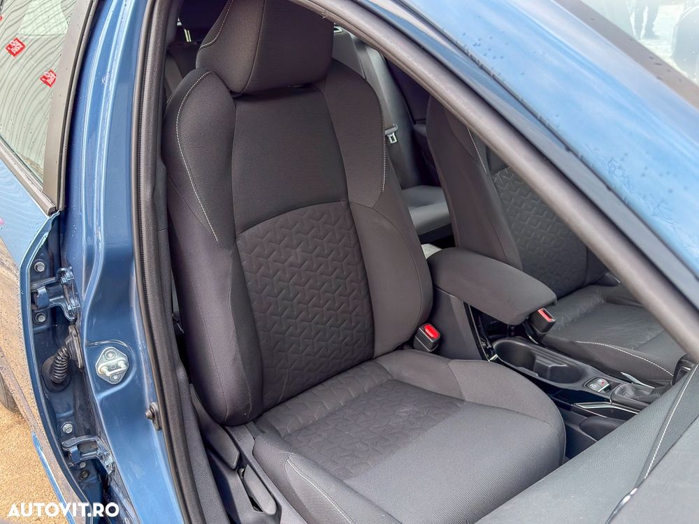 Toyota Corolla 1.8 Hybrid Touring Sports Business Edition - 14