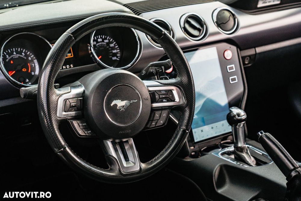 Ford Mustang 2.3 EcoBoost Aut. - 10