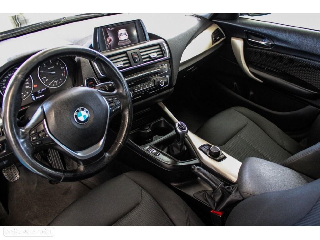 BMW 116 d EDynamics Advantage - 21