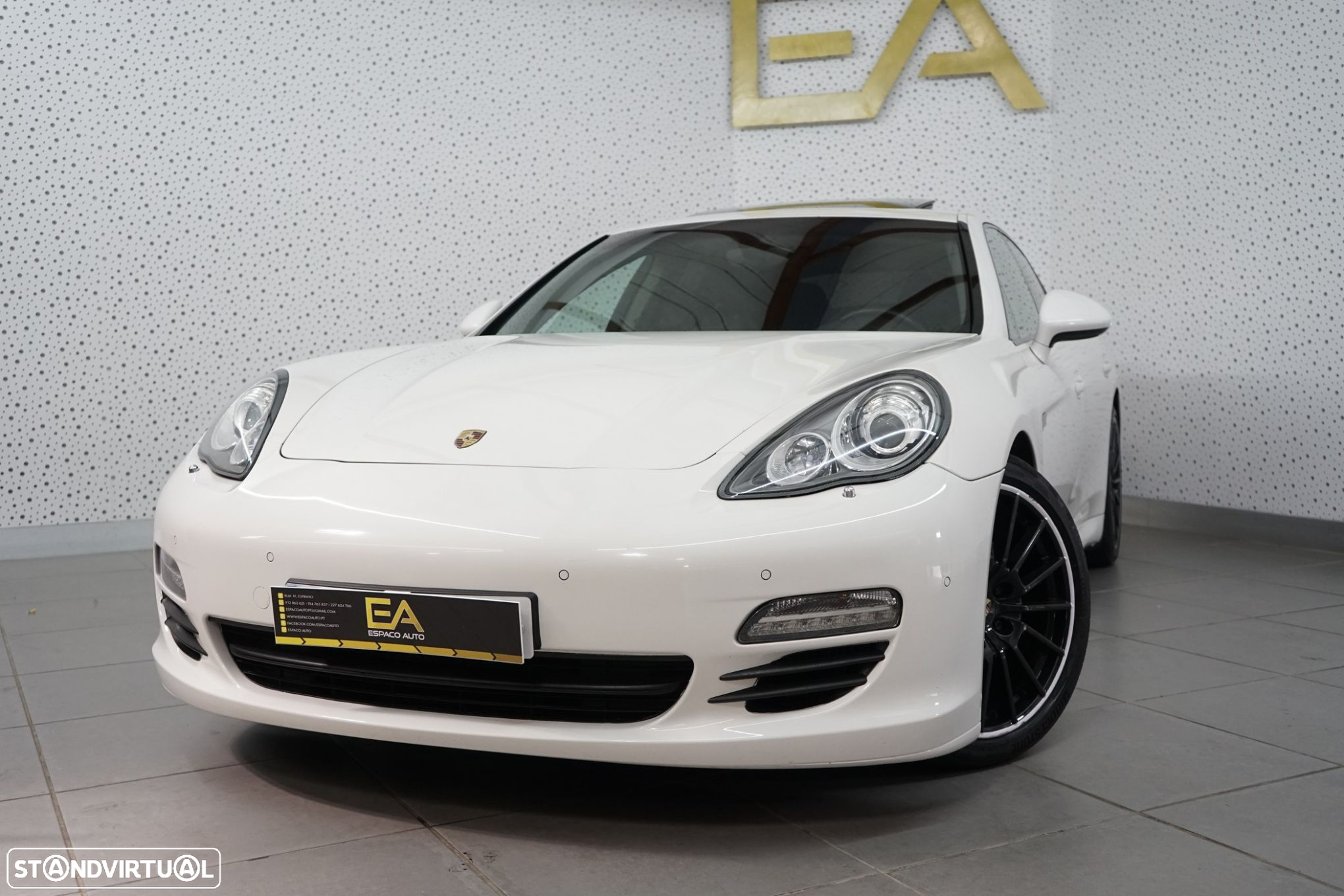 Porsche Panamera Platinum Edition - 4