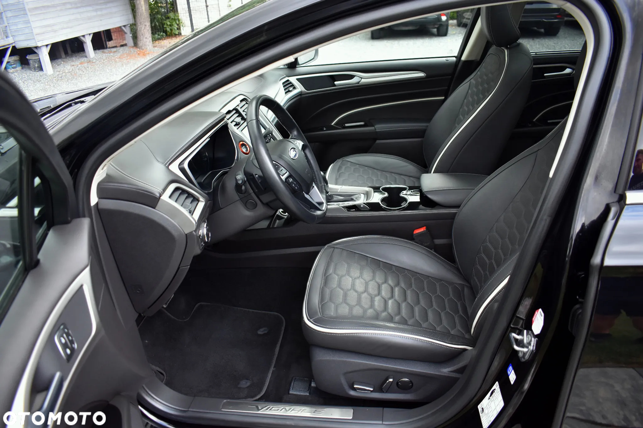 Ford Mondeo Vignale 2.0 TDCi PowerShift - 21