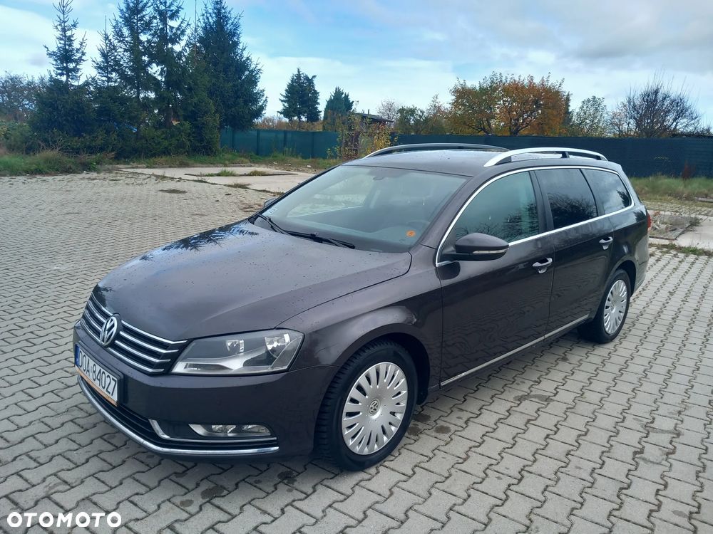 Volkswagen Passat 2.0 TDI Trendline DSG - 1