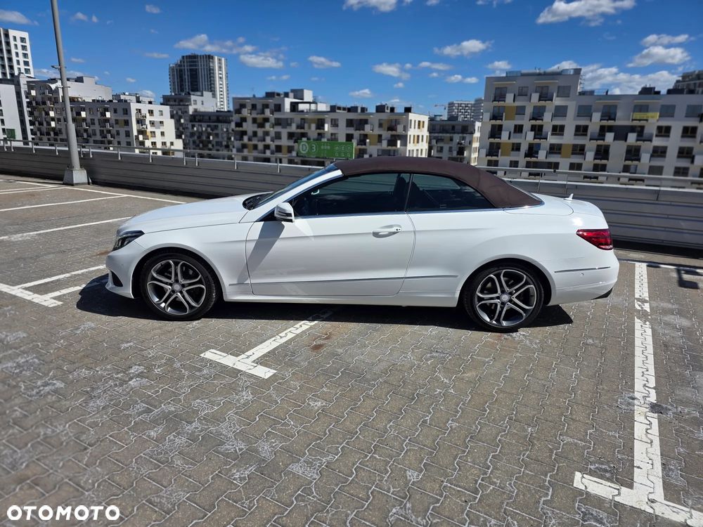 Mercedes-Benz Klasa E 250 7G-TRONIC - 17