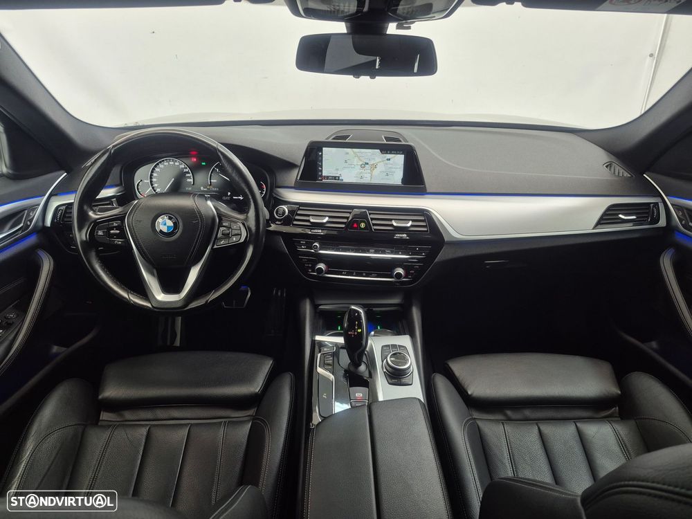 BMW 520 d Line Luxury Auto - 8