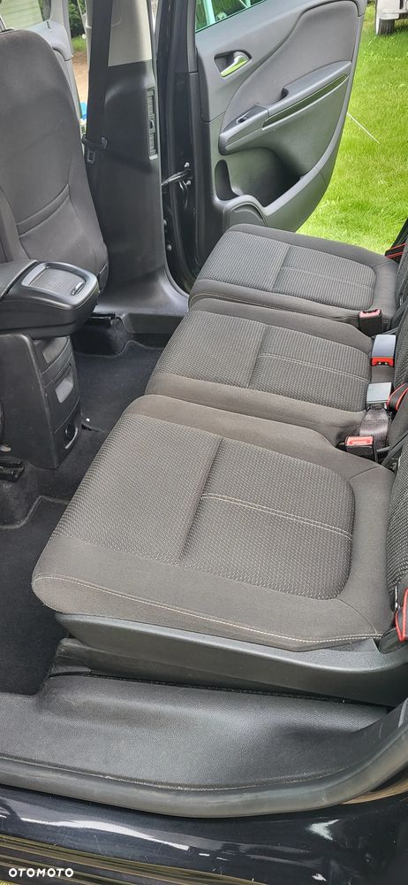 Opel Zafira - 11