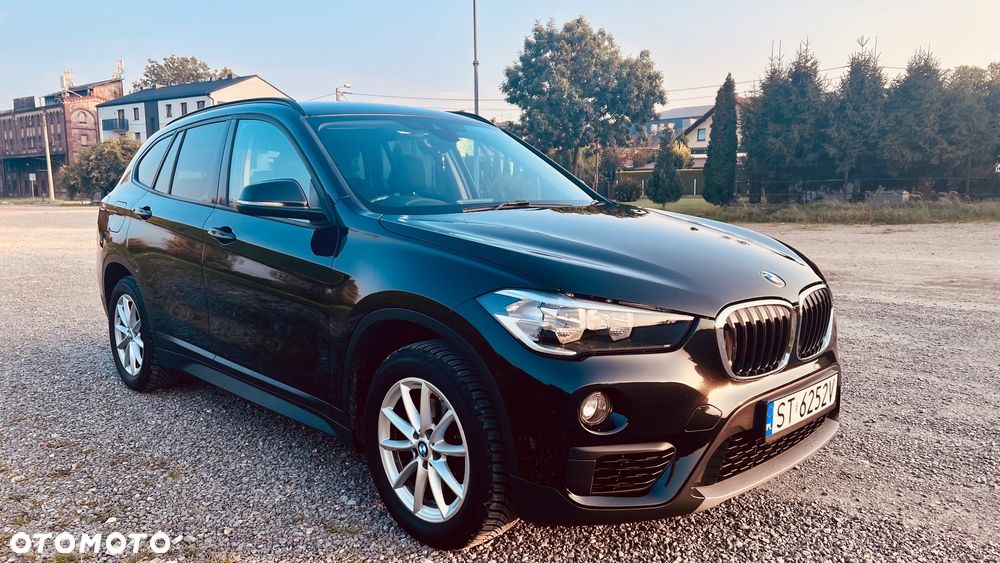 BMW X1 sDrive18i - 1