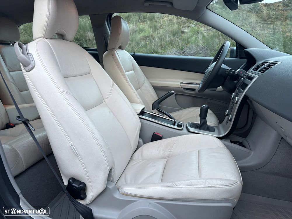 Volvo C30 1.6 D Drive Summum - 25