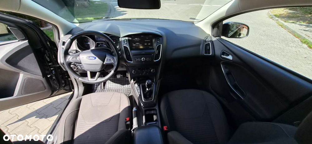 Ford Focus 2016 photo 4