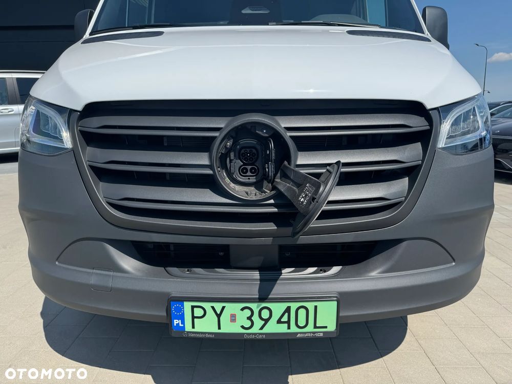 Mercedes-Benz eSprinter - 21