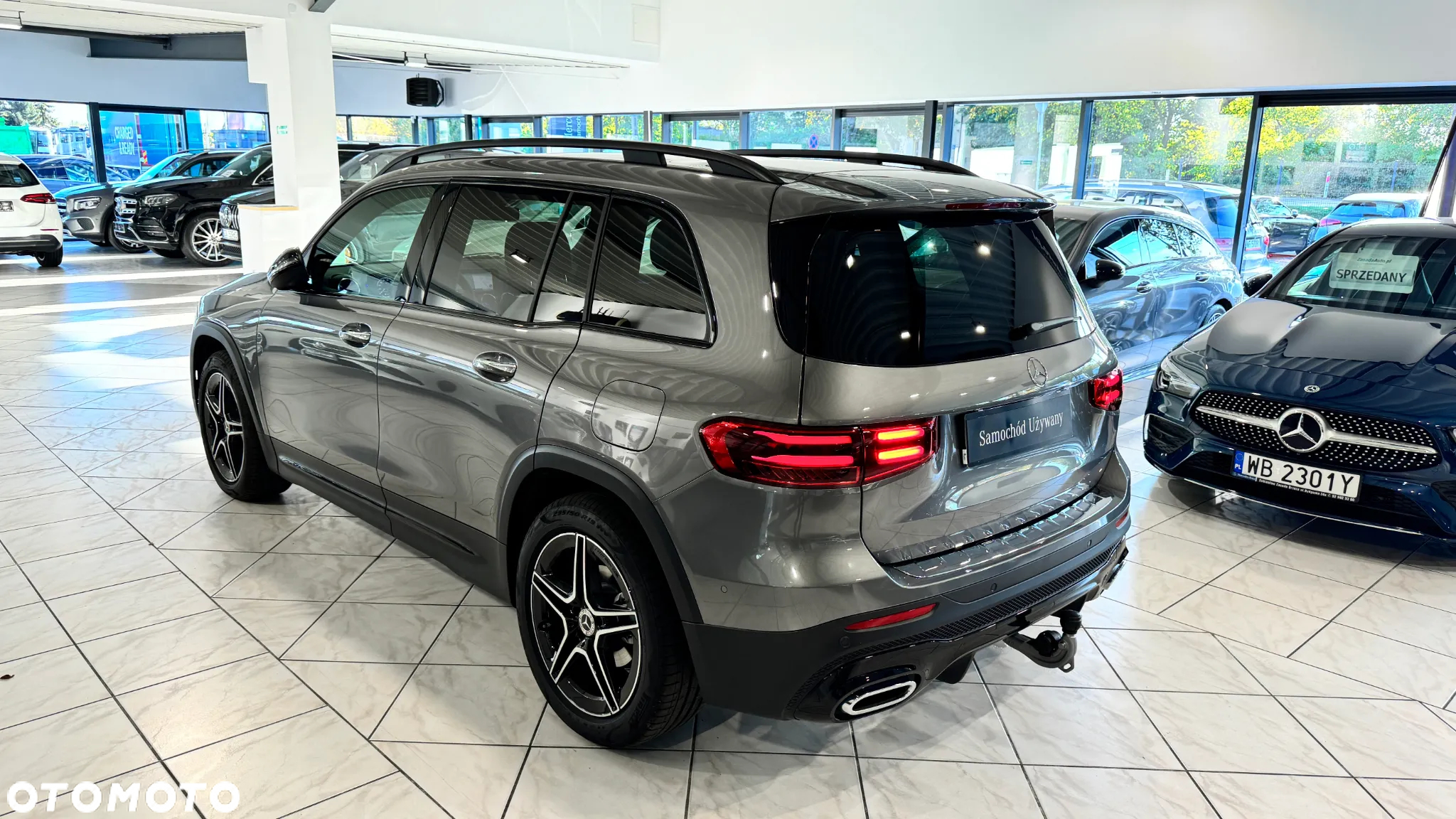 Mercedes-Benz GLB 200 AMG Line 7G-DCT - 4