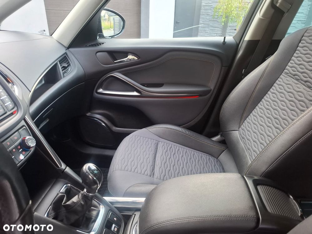 Opel Zafira 1.4 T Cosmo EcoFLEX S&S EU6 - 2