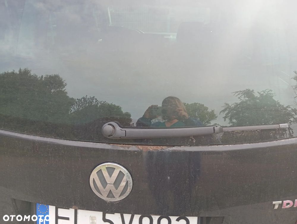 Volkswagen Touran - 5
