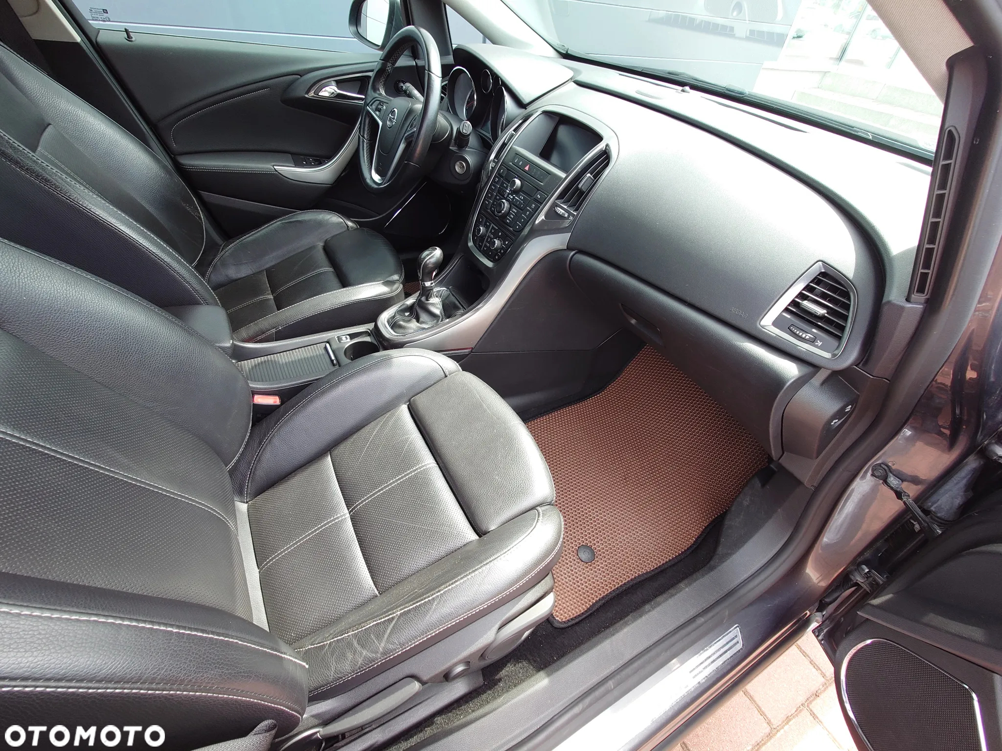 Opel Astra 1.4 Turbo Sports Tourer Innovation - 25