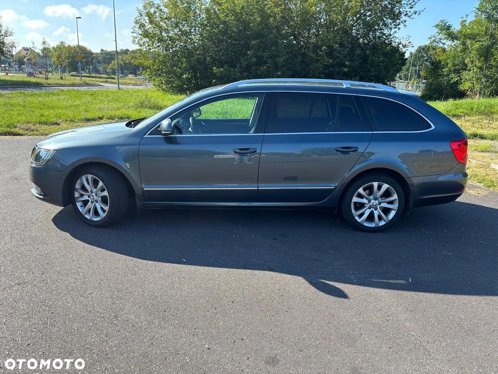 Skoda Superb 1.8 TSI Elegance DSG - 7