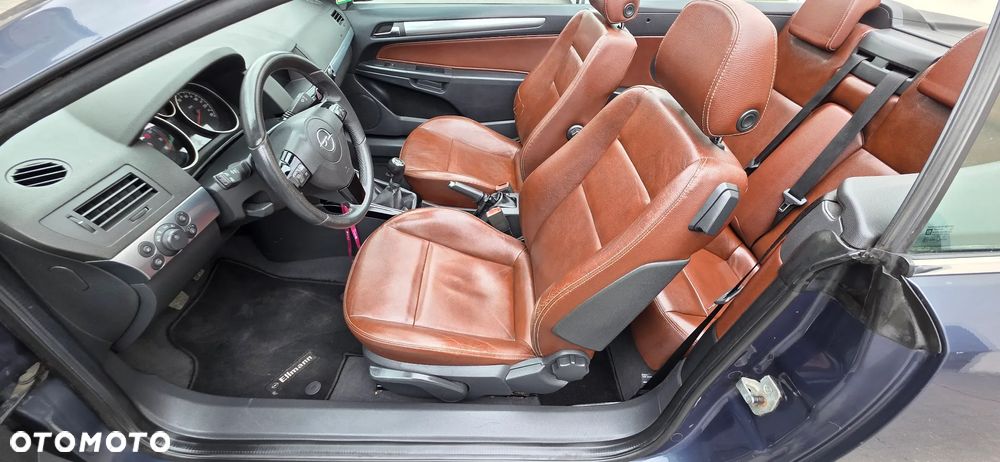 Opel Astra - 25